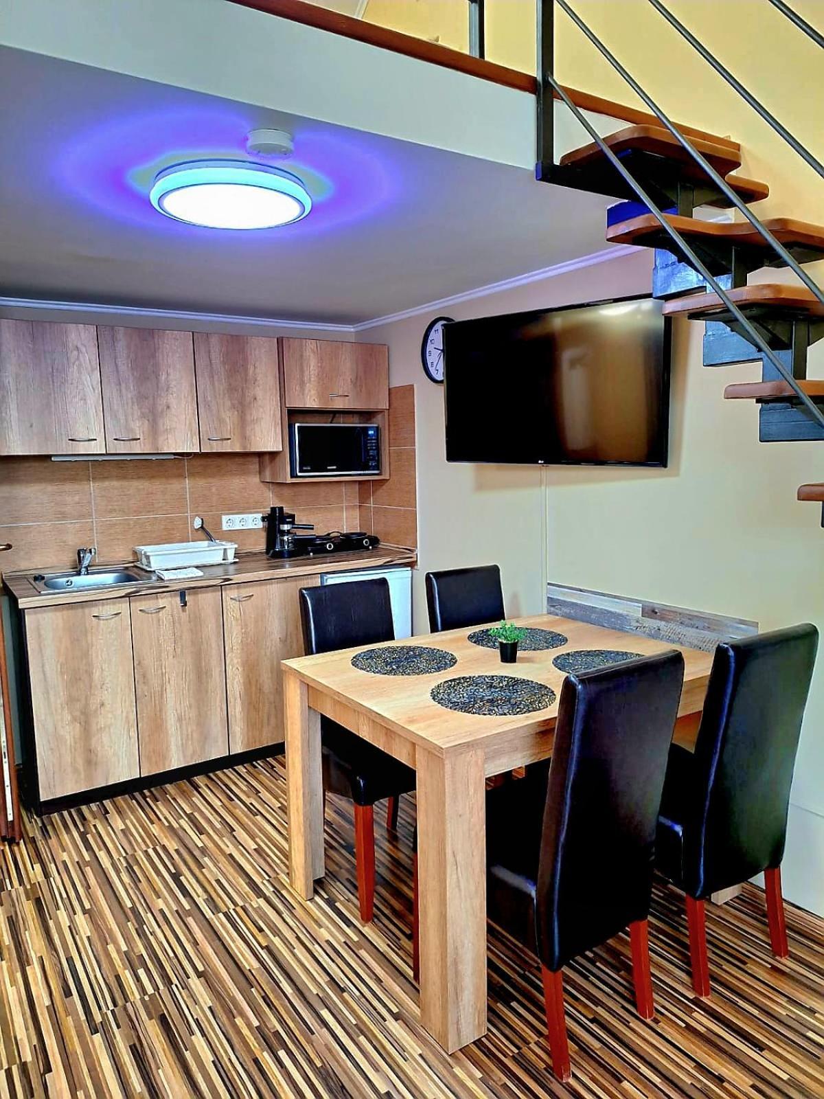 Angyal Apartman Gyula Extérieur photo