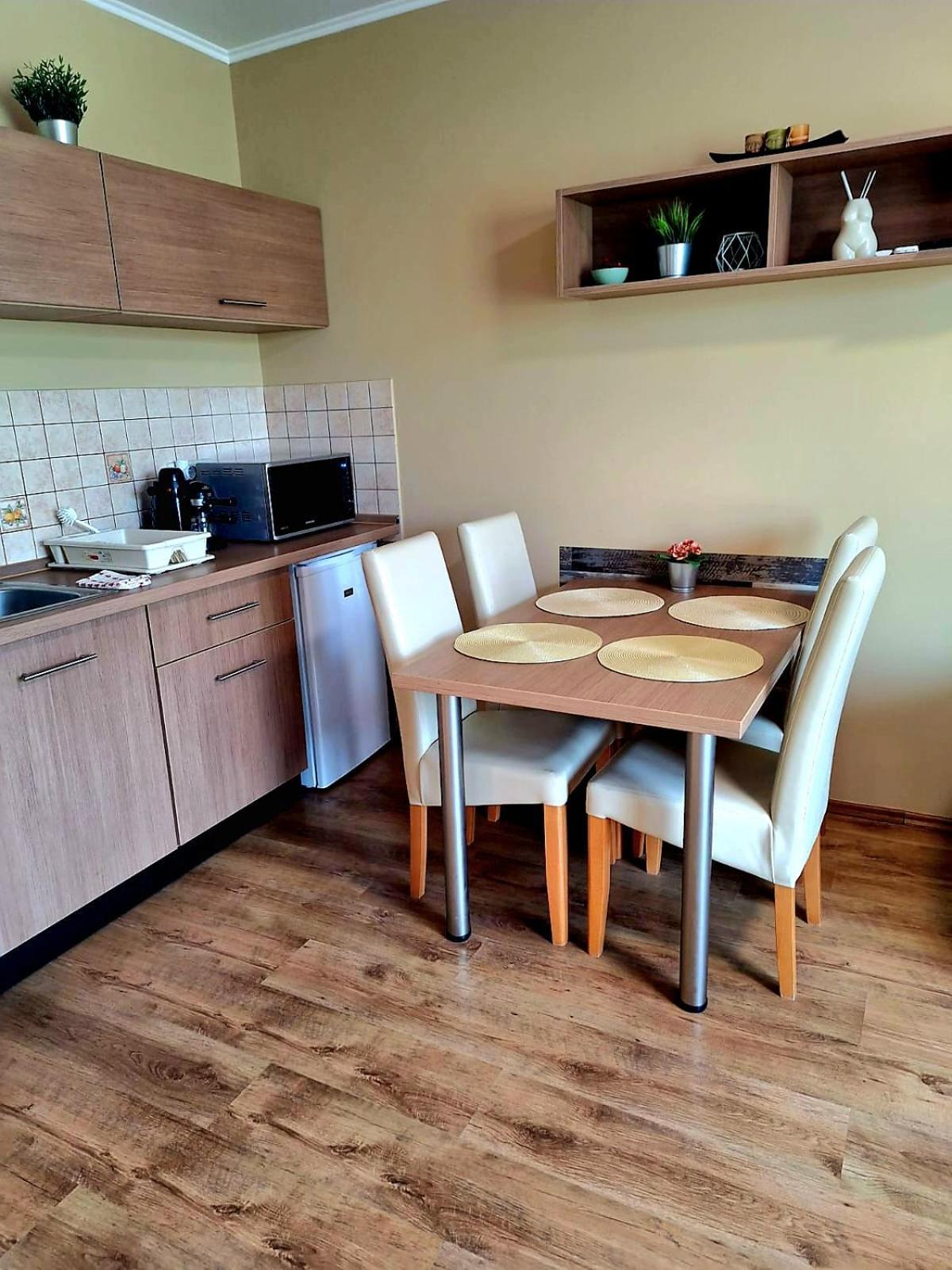 Angyal Apartman Gyula Extérieur photo